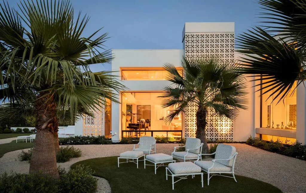 Spectacular 16.5 Million Estate at 74300 Quail Lakes Dr Defines Californias Timeless Elegance and Refined Modern Living 25