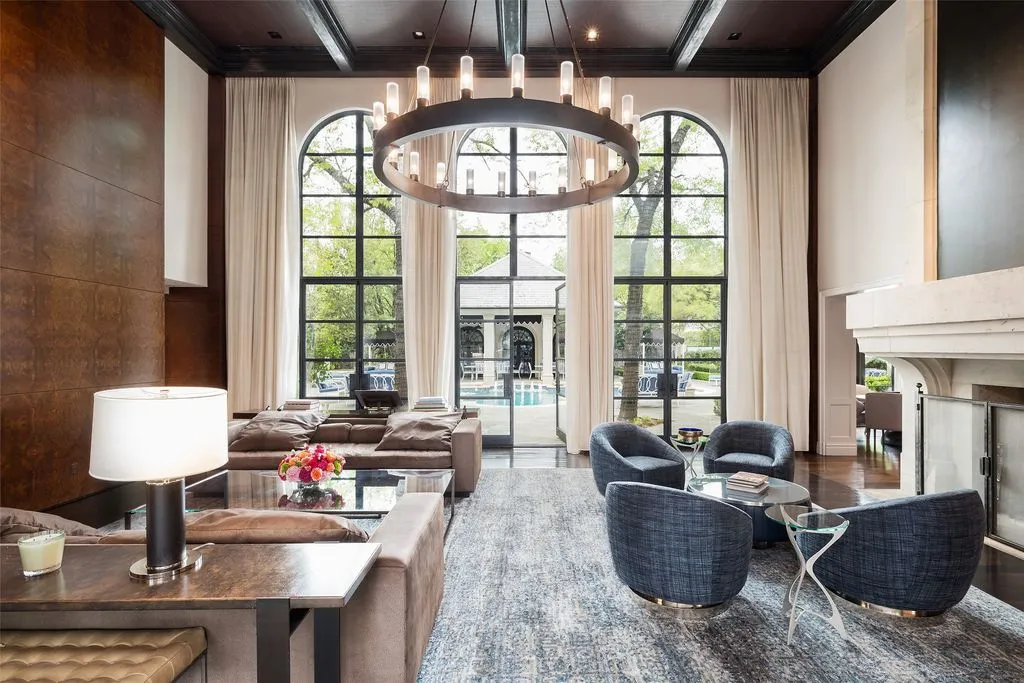 A Texas Icon: Sebastian Construction Group Crafts a $35 Million Masterpiece of Privacy and Luxury Living 18 Spectacular 35 Million Estate at 6601 Hunters Glen Rd Showcases Sebastian Construction Groups Vision of Privacy and Timeless Elegance 11