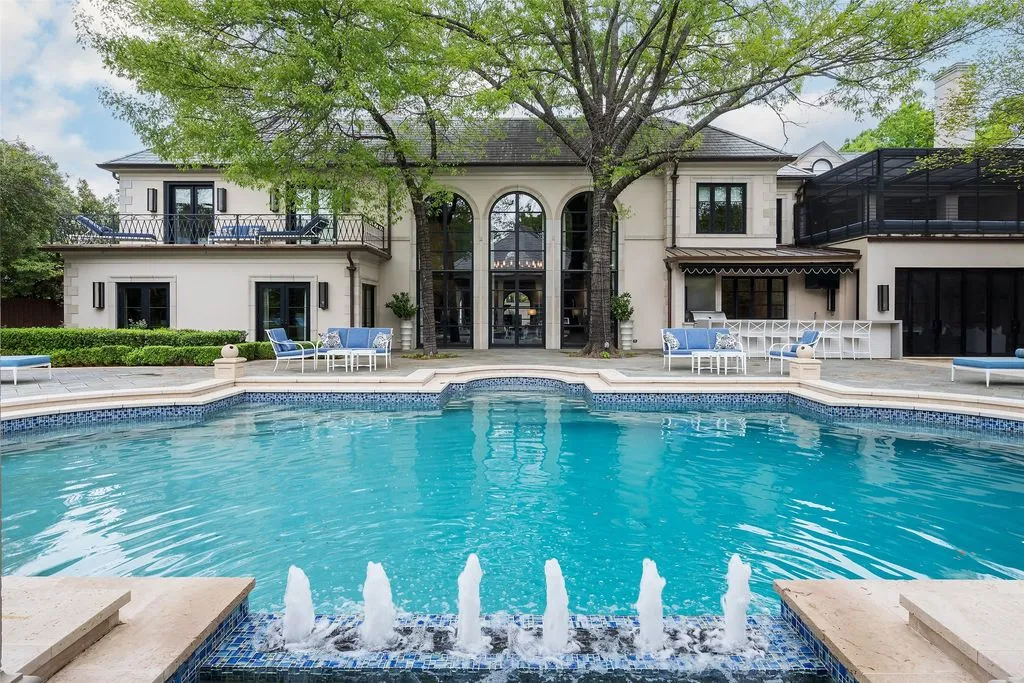 A Texas Icon: Sebastian Construction Group Crafts a $35 Million Masterpiece of Privacy and Luxury Living 7 Spectacular 35 Million Estate at 6601 Hunters Glen Rd Showcases Sebastian Construction Groups Vision of Privacy and Timeless Elegance 21
