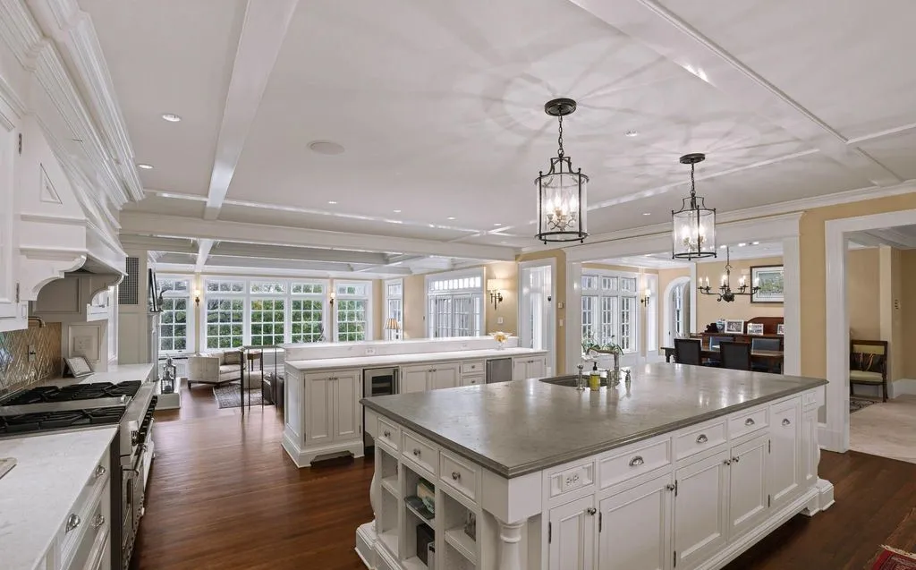 Stunning 7506 Lhirondelle Club Rd Residence by Patrick Sutton and Winchester Construction Lists for 4.85 Million 13