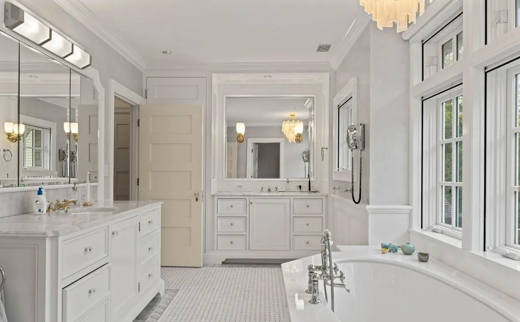 Stunning 7506 Lhirondelle Club Rd Residence by Patrick Sutton and Winchester Construction Lists for 4.85 Million 18