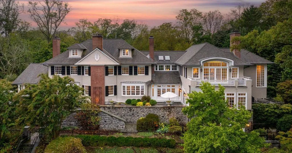 Stunning 7506 Lhirondelle Club Rd Residence by Patrick Sutton and Winchester Construction Lists for 4.85 Million 19