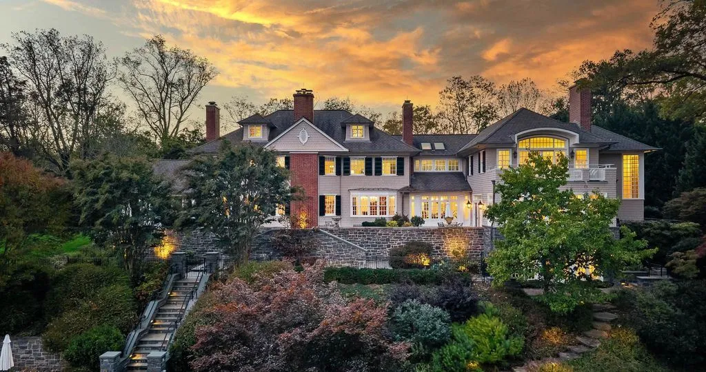 Stunning 7506 Lhirondelle Club Rd Residence by Patrick Sutton and Winchester Construction Lists for 4.85 Million 7