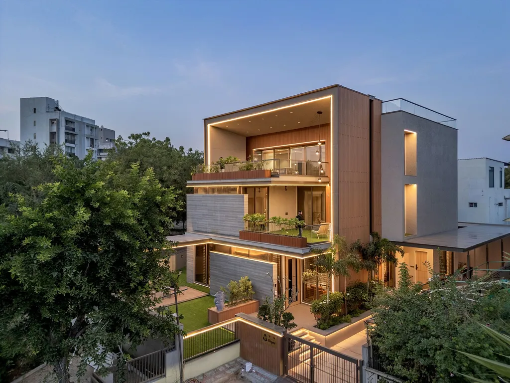 Visamo House by Prashant Parmar Architect, A Biophilic Sanctuary of Light, Heritage & Modern Luxury in Ahmedabad by 1 Visamo House, A Biophilic Sanctuary of Light, Heritage & Modern Luxury in Ahmedabad