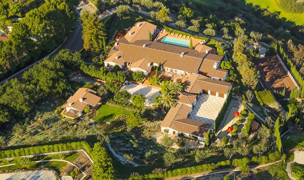 Top 5 Largest Houses in Los Angeles: Megamansions in Bel Air & Beverly Hills 3 Hacienda de la Paz luxury estate in Rolling Hills Los Angeles with Spanish-style architecture surrounded by hills