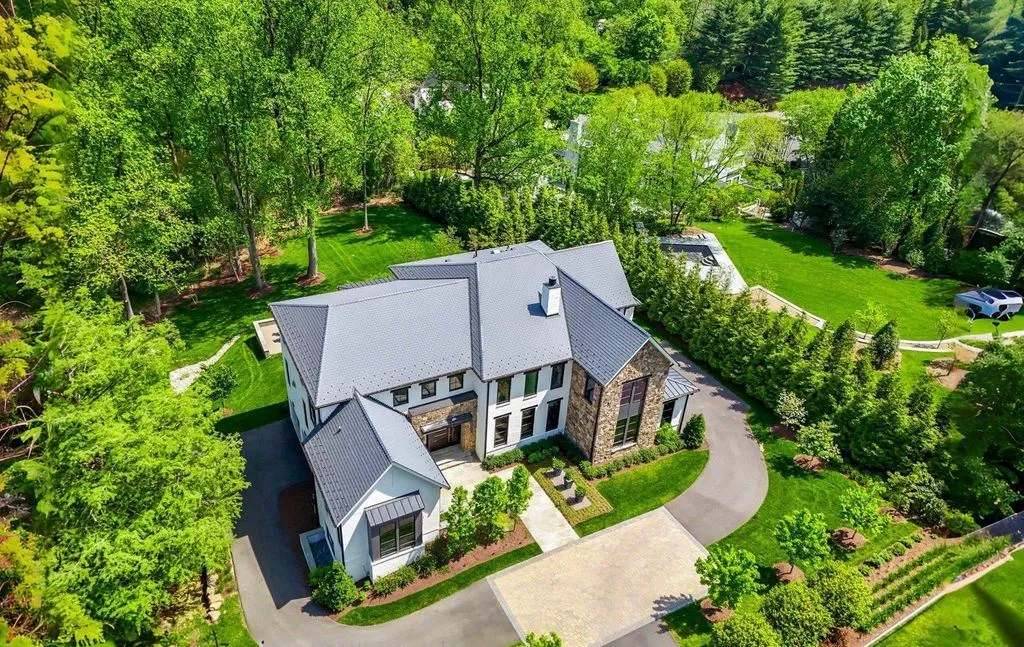 A $9,499,000 Virginia Sanctuary Offering Supreme Privacy and Peaceful Surroundings 6 1011 Langley Hill Dr A Spectacular Virginia Sanctuary Delivering Unrivaled Seclusion and Serenity at 9499000 2