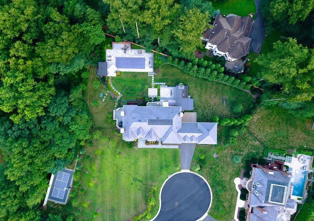 Stunning 2-Acre Virginia Estate Offering Exceptional Beauty for $6.79 Million 6 1039 Aziza Ct Stunning Virginia Estate on 2 Landscaped Acres Asking 6.79 Million 2