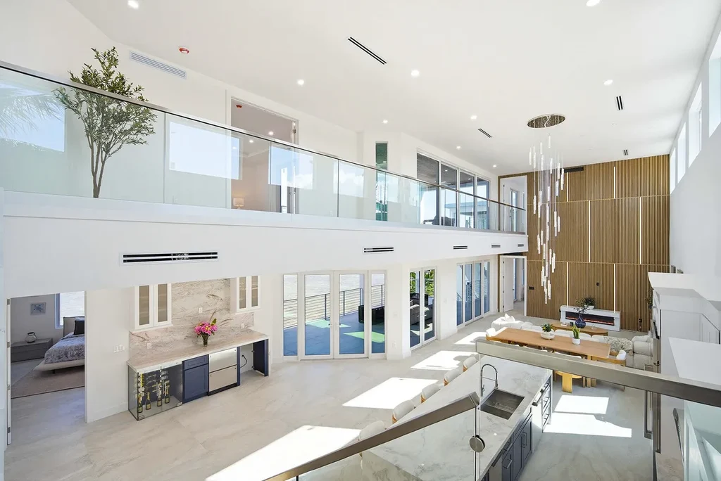 An $11 Million Extraordinary Waterfront Fortress Elevating Modern Luxury in Summerland Key 6 1041 Buttonwood Dr A Monument of Modern Waterfront Luxury in Summerland Key 9