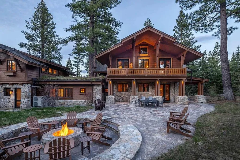 An Extraordinary Fairway-Side Mountain Estate in Martis Camp Seeks $8.995 Million 7 104 result