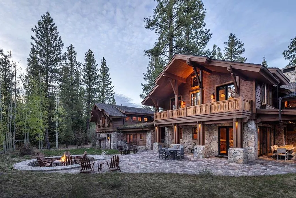 An Extraordinary Fairway-Side Mountain Estate in Martis Camp Seeks $8.995 Million 8 105 result