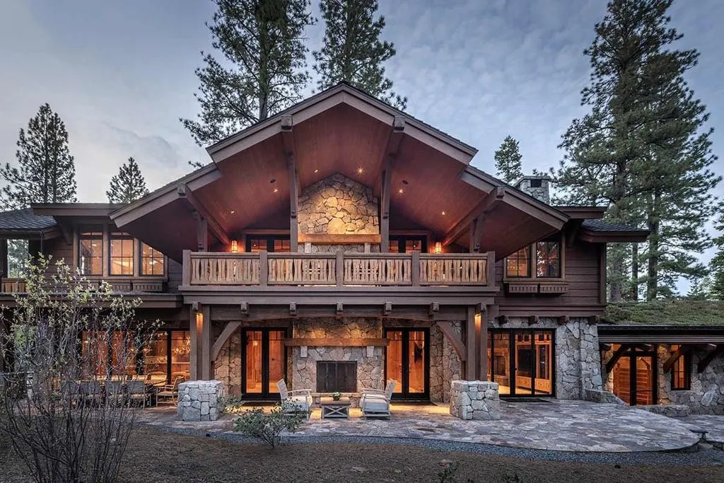 An Extraordinary Fairway-Side Mountain Estate in Martis Camp Seeks $8.995 Million 9 107 result