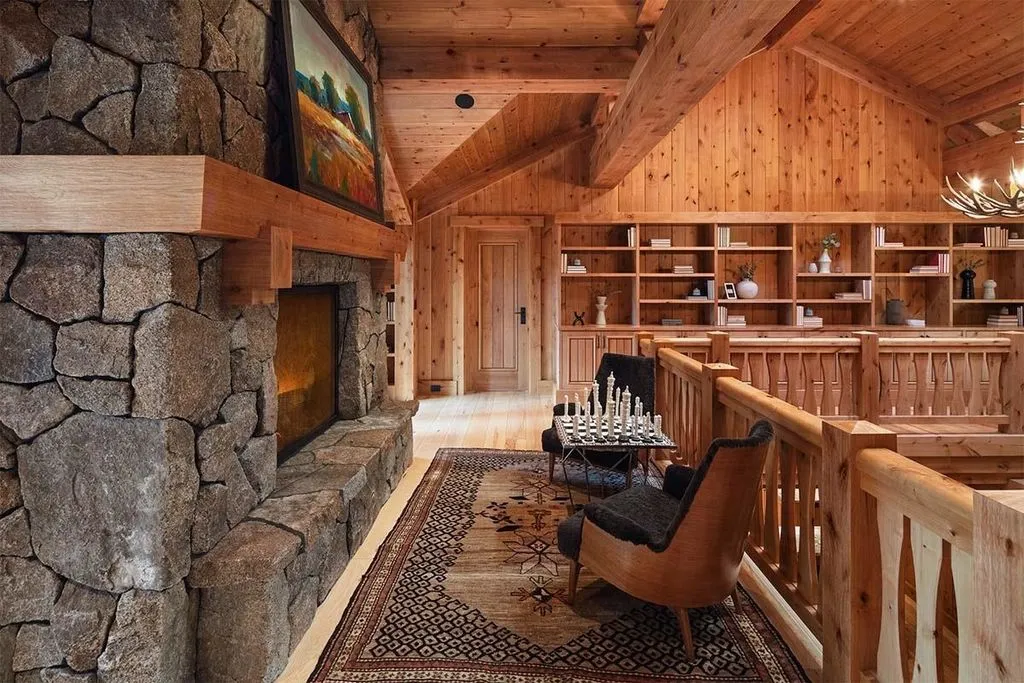 An Extraordinary Fairway-Side Mountain Estate in Martis Camp Seeks $8.995 Million 16 113 result