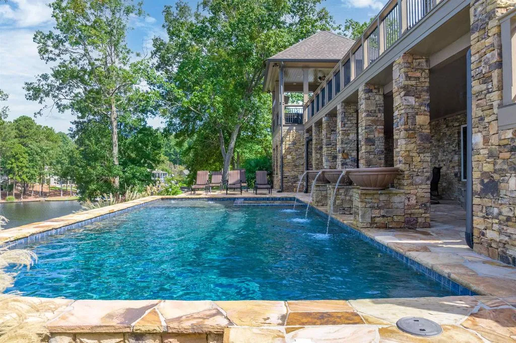 Georgia Lakefront Gem with Panoramic Views and Privacy for $4.49 Million 28 1151 Oconee Way Panoramic Lakefront Luxury in Georgia 24