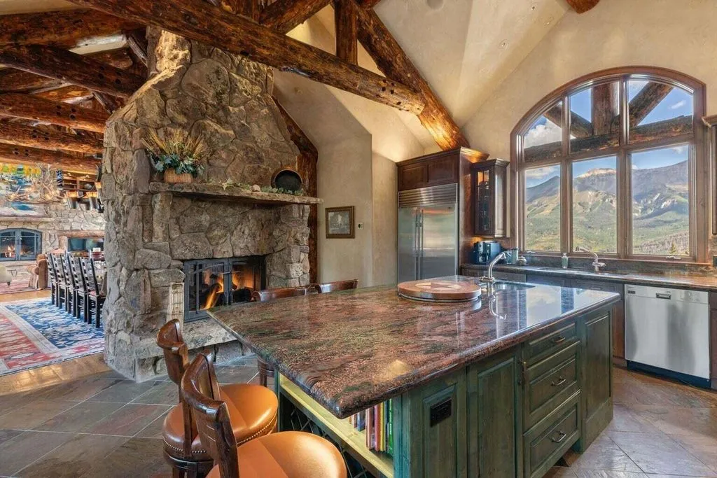 A Truly Exquisite Colorado Architectural Masterpiece Offered at $10.995 Million 14 120 Prospect Creek Dr An Exquisite Colorado Architectural Masterwork Offered at 10.995 Million 10