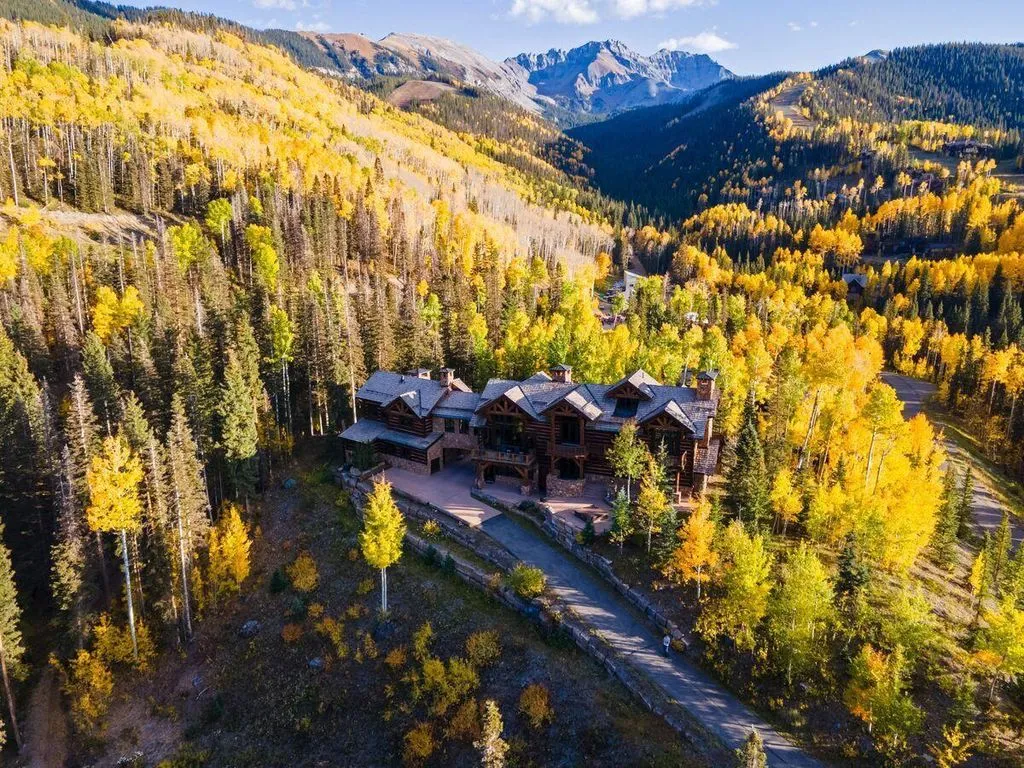 A Truly Exquisite Colorado Architectural Masterpiece Offered at $10.995 Million 27 120 Prospect Creek Dr An Exquisite Colorado Architectural Masterwork Offered at 10.995 Million 26