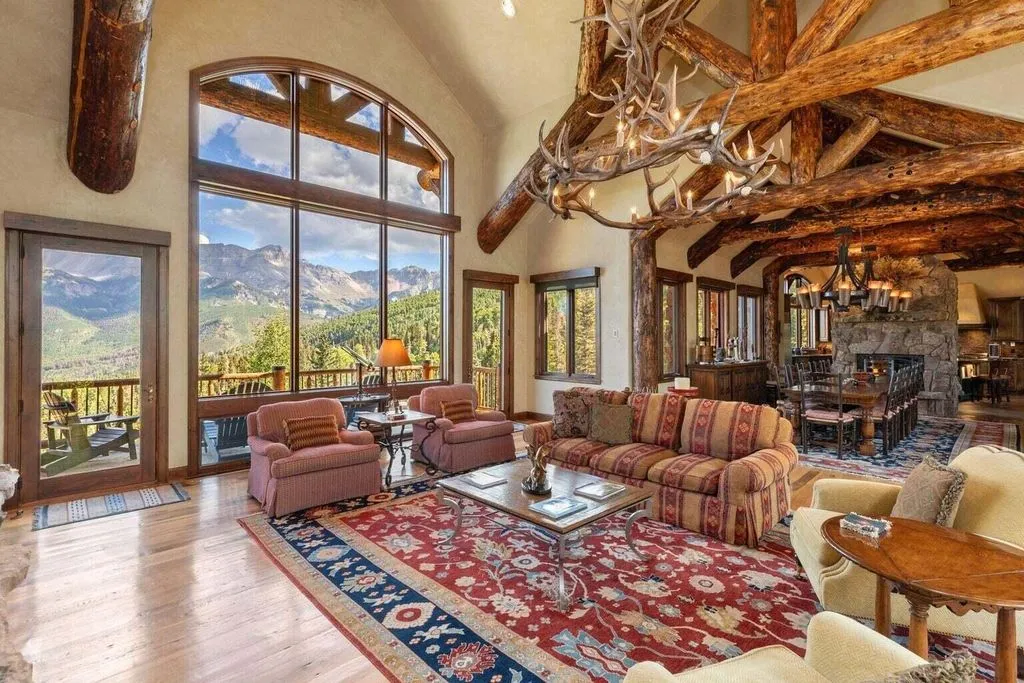 A Truly Exquisite Colorado Architectural Masterpiece Offered at $10.995 Million 8 120 Prospect Creek Dr An Exquisite Colorado Architectural Masterwork Offered at 10.995 Million 4