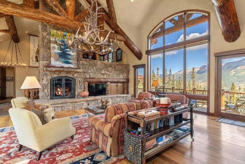 A Truly Exquisite Colorado Architectural Masterpiece Offered at $10.995 Million 9 120 Prospect Creek Dr An Exquisite Colorado Architectural Masterwork Offered at 10.995 Million 5