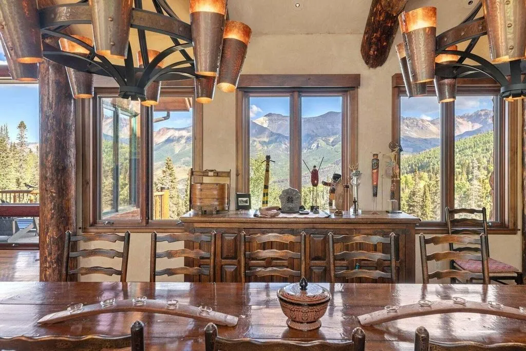 A Truly Exquisite Colorado Architectural Masterpiece Offered at $10.995 Million 12 120 Prospect Creek Dr An Exquisite Colorado Architectural Masterwork Offered at 10.995 Million 8