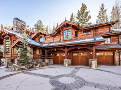 A Secluded Utah Mountain Haven on 10+ Acres Listed at $10.25 Million 1 125 White Pine Canyon Rd A Captivating Utah Estate Delivering Ultimate Privacy and Sweeping Mountain Views 1