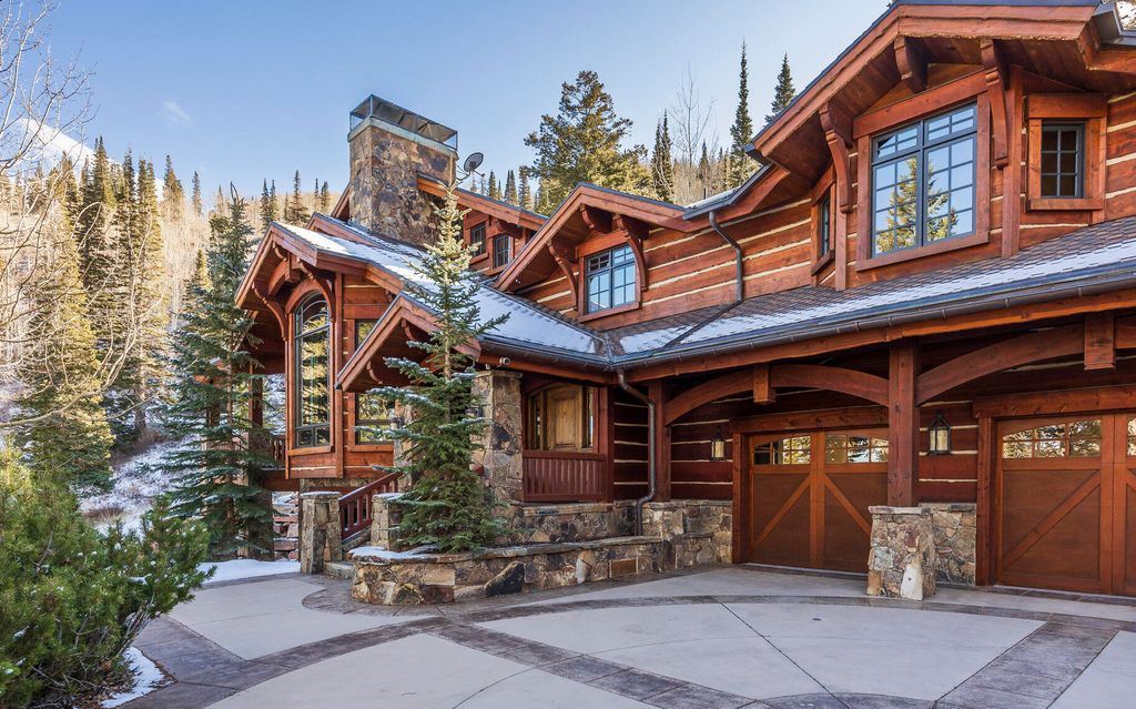 A Secluded Utah Mountain Haven on 10+ Acres Listed at $10.25 Million 24 125 White Pine Canyon Rd A Captivating Utah Estate Delivering Ultimate Privacy and Sweeping Mountain Views 20