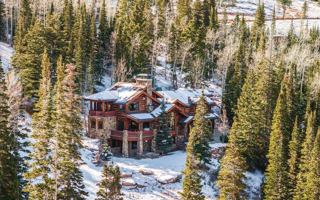 A Secluded Utah Mountain Haven on 10+ Acres Listed at $10.25 Million 13 125 White Pine Canyon Rd A Captivating Utah Estate Delivering Ultimate Privacy and Sweeping Mountain Views 21