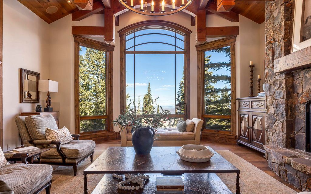 A Secluded Utah Mountain Haven on 10+ Acres Listed at $10.25 Million 9 125 White Pine Canyon Rd A Captivating Utah Estate Delivering Ultimate Privacy and Sweeping Mountain Views 5