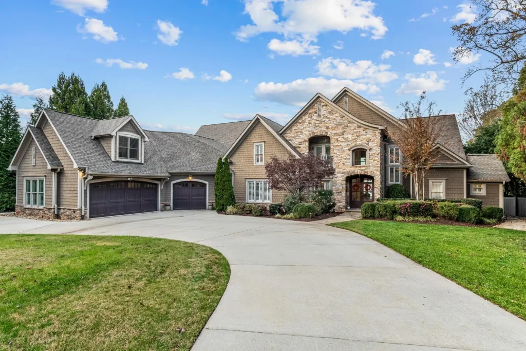 An Elite Waterfront Retreat With Year-Round Water Views in North Carolina Lists for $5.75 Million 5 16407 Jetton Rd An Elite Gated Waterfront Retreat in North Carolina 1