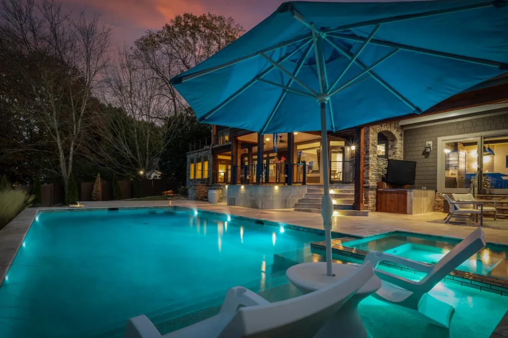 An Elite Waterfront Retreat With Year-Round Water Views in North Carolina Lists for $5.75 Million 7 16407 Jetton Rd An Elite Gated Waterfront Retreat in North Carolina 27