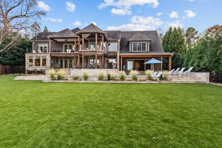 An Elite Waterfront Retreat With Year-Round Water Views in North Carolina Lists for $5.75 Million 30 16407 Jetton Rd An Elite Gated Waterfront Retreat in North Carolina 28