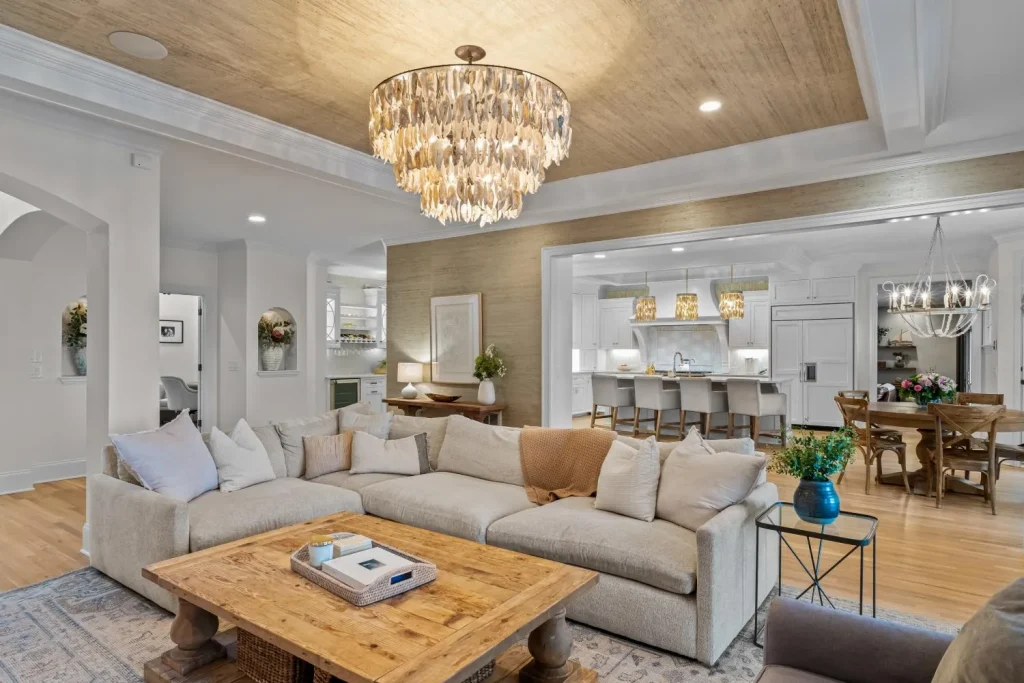 An Elite Waterfront Retreat With Year-Round Water Views in North Carolina Lists for $5.75 Million 12 16407 Jetton Rd An Elite Gated Waterfront Retreat in North Carolina 4