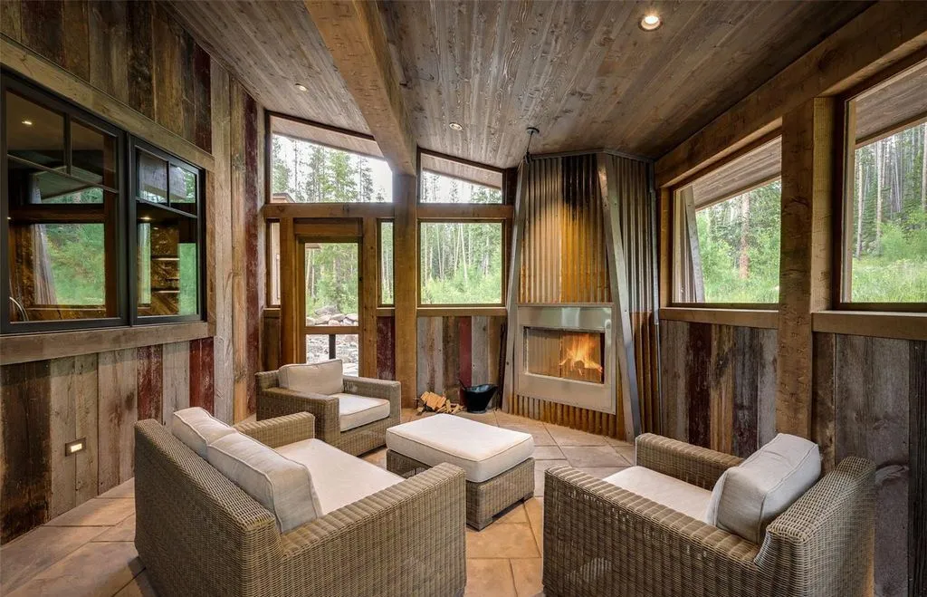 A Breathtaking Terra Firma Residence on 35 Acres Redefining Natural Luxury in Colorado 12 170 GCR 810 A Spectacular Terra Firma Home on 35 Acres Blending Seamlessly with Colorados Landscape 10