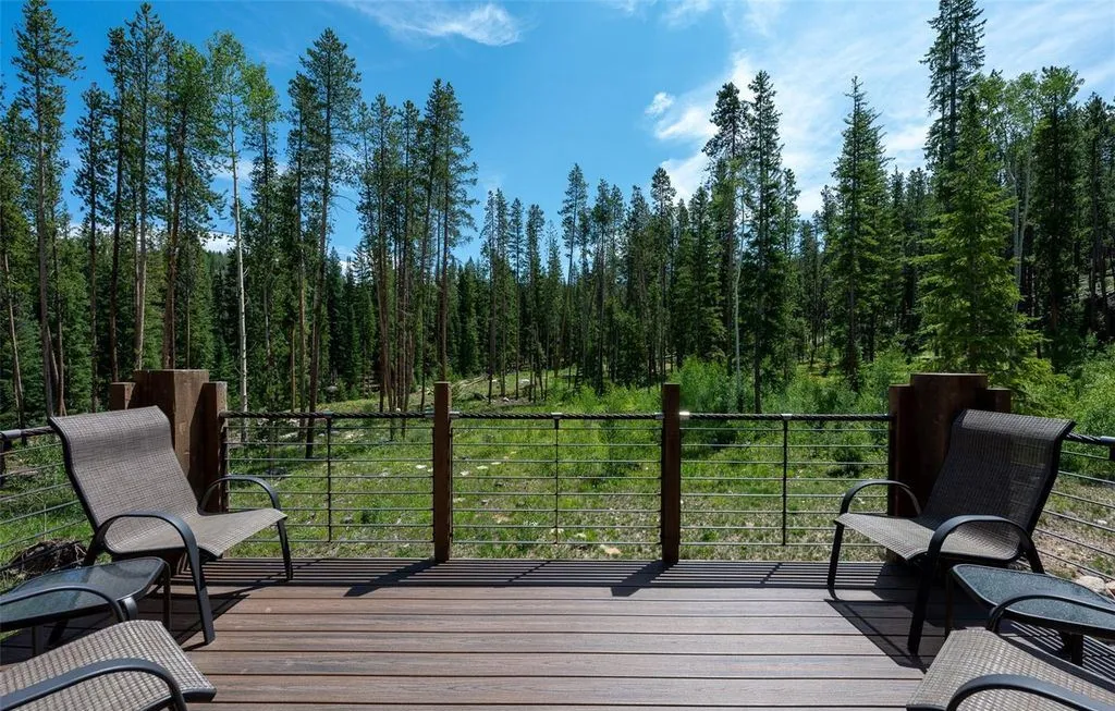 A Breathtaking Terra Firma Residence on 35 Acres Redefining Natural Luxury in Colorado 14 170 GCR 810 A Spectacular Terra Firma Home on 35 Acres Blending Seamlessly with Colorados Landscape 19