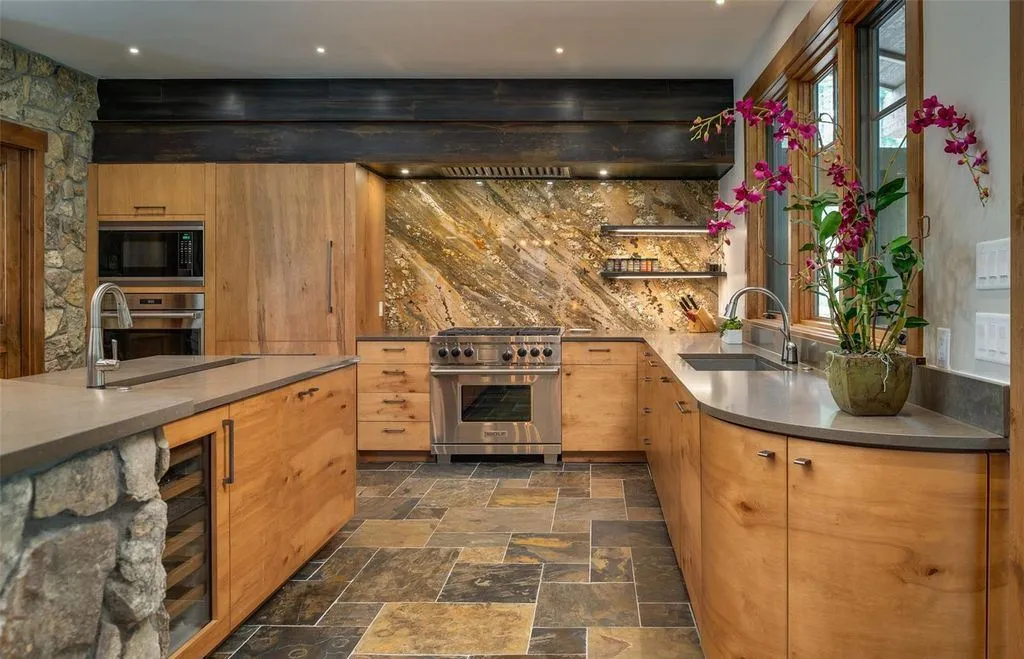 A Breathtaking Terra Firma Residence on 35 Acres Redefining Natural Luxury in Colorado 10 170 GCR 810 A Spectacular Terra Firma Home on 35 Acres Blending Seamlessly with Colorados Landscape 8