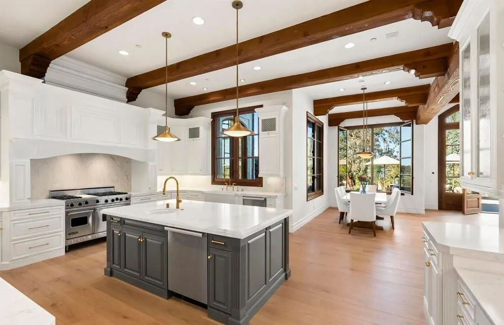 A World-Class Modern European Estate Delivering Panoramic Views in California 12 18446 Calle La Serra An Extraordinary California Estate Defined by Modern European Elegance 7