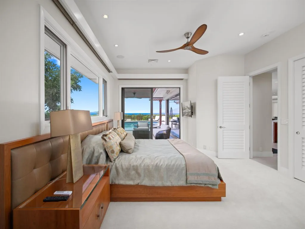 This Spectacular New Estate Captures Panoramic Views From Kahoʻolawe to the West Maui Mountains at $7,495,000 16 192 Halau Pl Showcases a Breathtaking New Estate With Sweeping Views From Kahoʻolawe to the West Maui Mountains 20