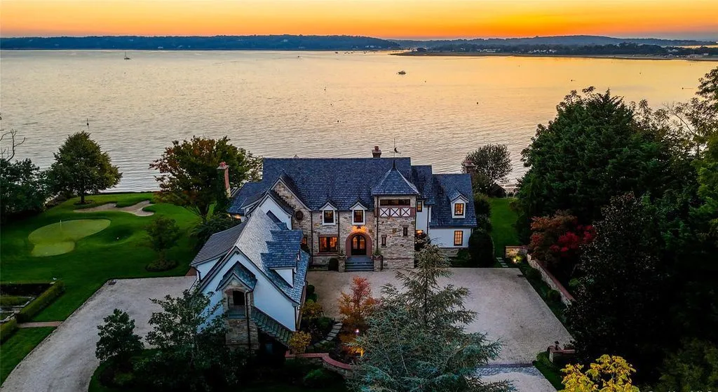 Classic Grandeur Meets the Water: A $8.5M Manor Overlooking Oyster Bay Harbor 6 200 Centre Island Road An Extraordinary Oyster Bay Harbor Waterfront Manor 2