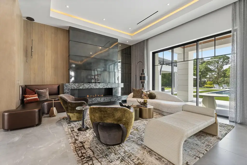 A $25.8 Million Contemporary Masterpiece Redefining Luxury Living Inside Jupiter’s Elite Bear’s Club 6 Luxury home for sale at 210 Bears Club Drive featuring modern design and landscaped grounds