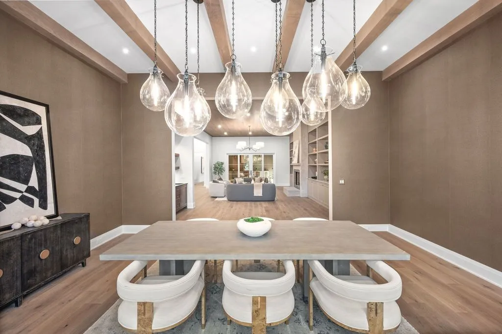 A Timeless Yet Modern Tennessee Luxury Estate Asks $8.25 Million 7 226 Williamsburg Cir 3