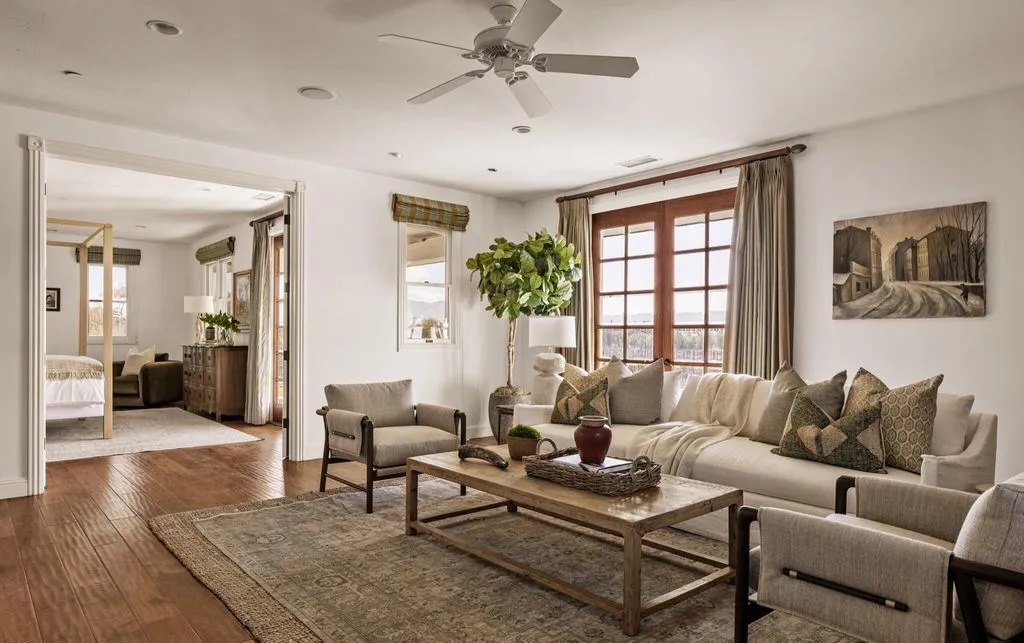 Premier Wine Country Living: A $28M Santa Ynez Vineyard Estate of Luxury and Privacy 23 2370 N Refugio Rd An Extraordinary Santa Ynez Vineyard Estate 19