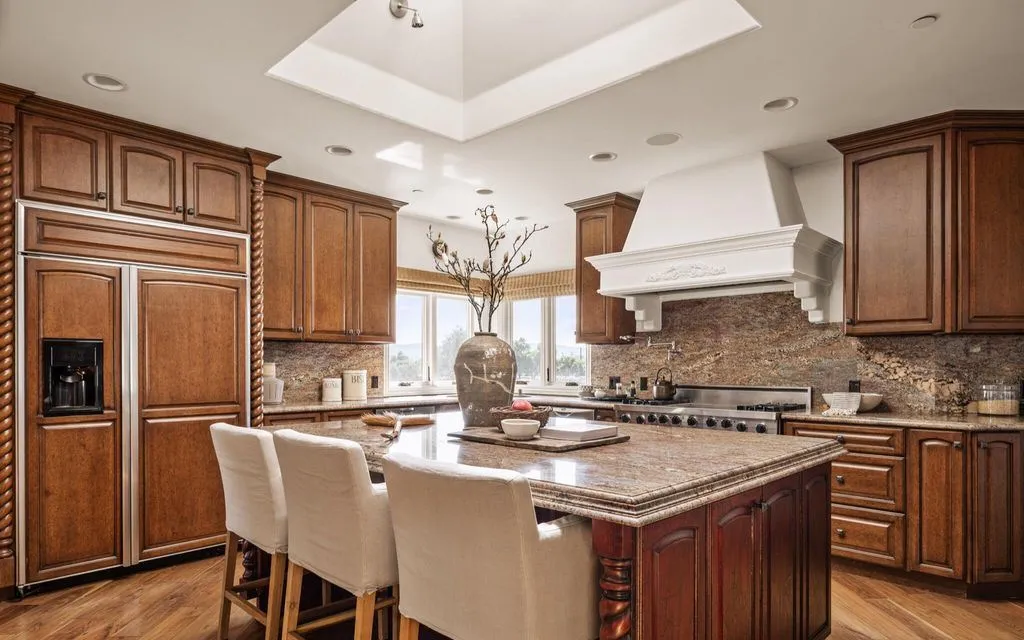 Premier Wine Country Living: A $28M Santa Ynez Vineyard Estate of Luxury and Privacy 13 2370 N Refugio Rd An Extraordinary Santa Ynez Vineyard Estate 9