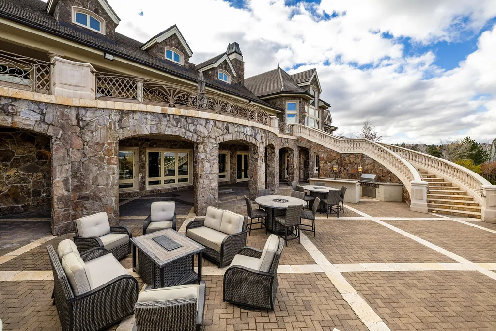 The Pennington Mansion at 2490 Manzanita Ln Hits the Market for $13,950,000, Introducing One of Reno’s Most Spectacular Trophy Estates 28 2490 Manzanita Ln Reno NV 89509121