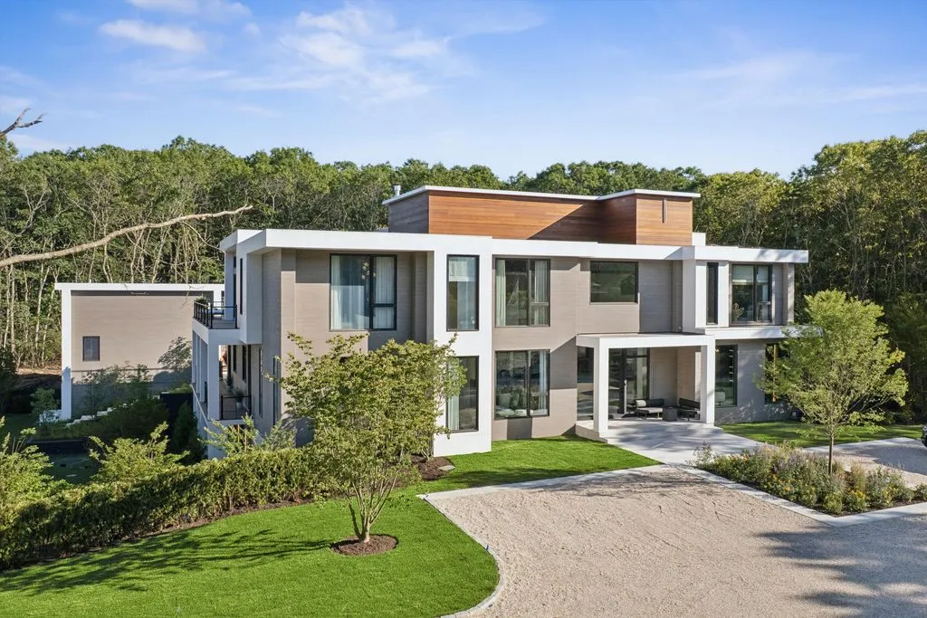 New York Luxury Showpiece Showcasing Finest Craftsmanship and Detail Asks $15,995,000 5 293 Old Sag Harbor Rd Unveils a Spectacular Display of Craftsmanship and Luxury 1
