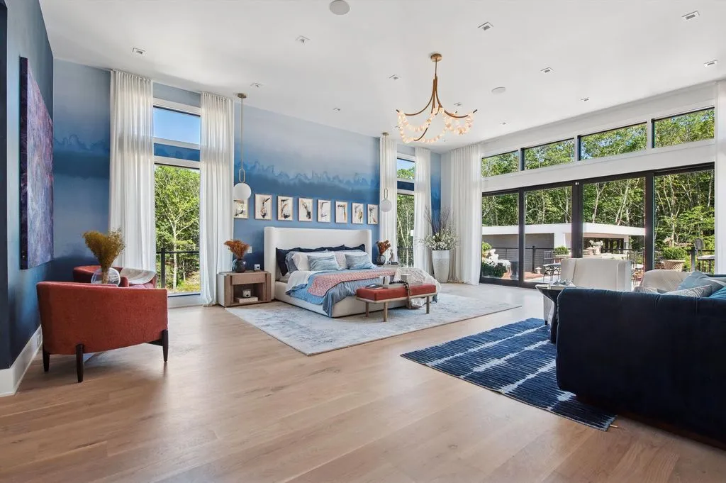 New York Luxury Showpiece Showcasing Finest Craftsmanship and Detail Asks $15,995,000 28 293 Old Sag Harbor Rd Unveils a Spectacular Display of Craftsmanship and Luxury 15 1