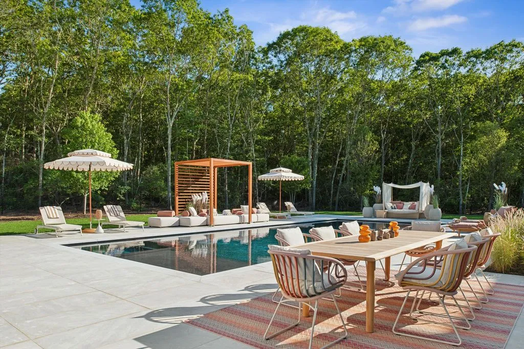 New York Luxury Showpiece Showcasing Finest Craftsmanship and Detail Asks $15,995,000 20 293 Old Sag Harbor Rd Unveils a Spectacular Display of Craftsmanship and Luxury 5