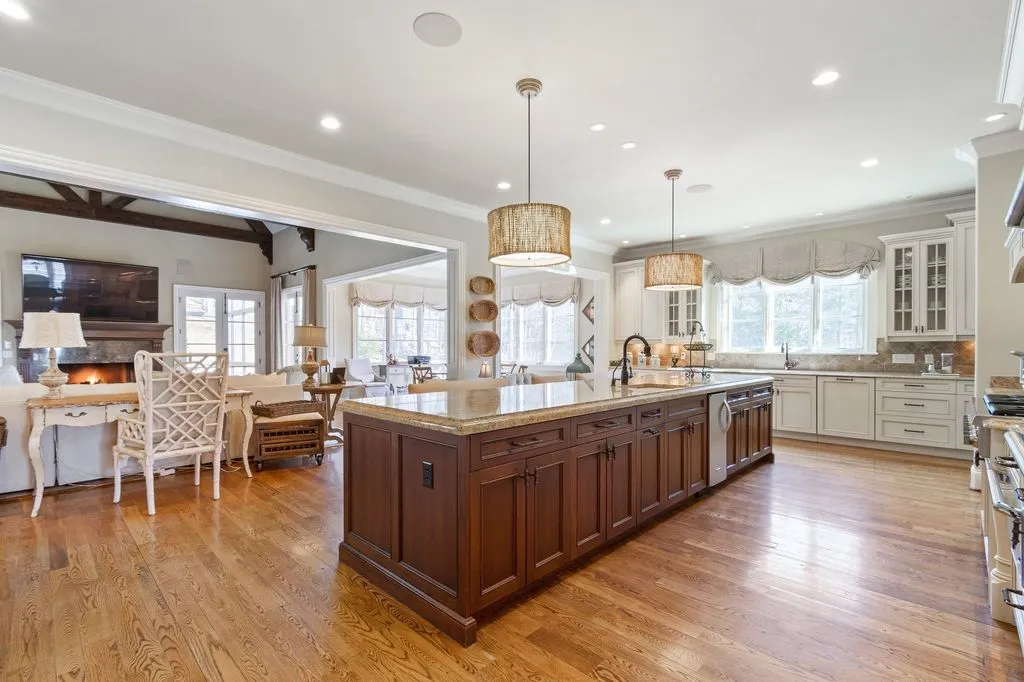 340 White Swans Xing A Stunning European Villa in Tennessee 12