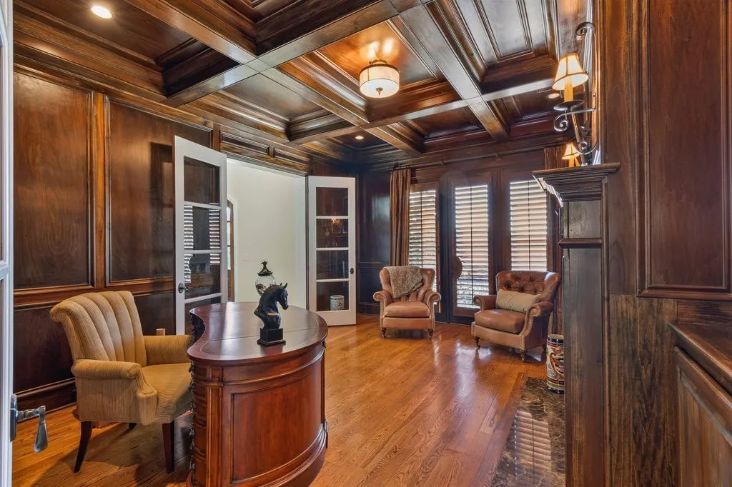 340 White Swans Xing A Stunning European Villa in Tennessee 5