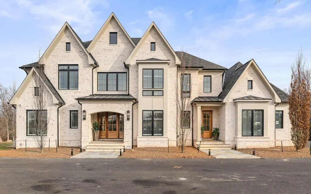Exceptional Craftsmanship Meets Advanced Design in This $4.1M Carrington Custom Home in Virginia 6 37291 Seabiscuit Park Pl An Extraordinary Carrington Built Residence Defined by Exceptional Craftsmanship 2