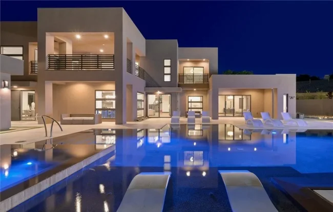 A Captivating Entertainer’s Paradise: This $4.3 Million Nevada Custom Home Defines Luxury Living