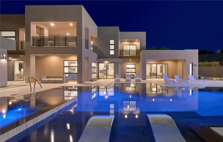 A Captivating Entertainer’s Paradise: This $4.3 Million Nevada Custom Home Defines Luxury Living