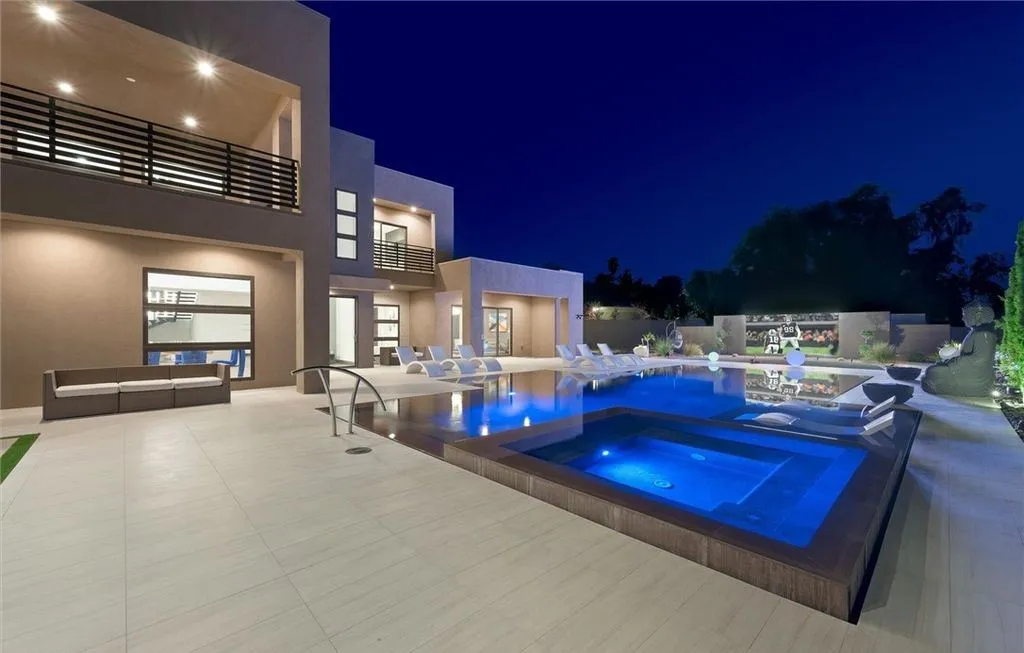 A Captivating Entertainer’s Paradise: This $4.3 Million Nevada Custom Home Defines Luxury Living 15 3740 Caesars Cir A Stunning Custom Built Masterpiece Designed for Elite Entertaining 17